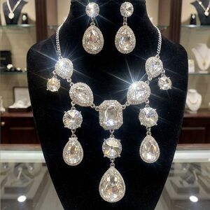 Elegant Formal White Crystal & Rhinestone Necklace Set – Silver Tone